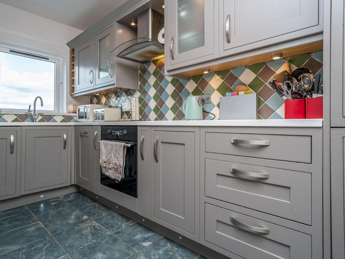 Pass The Keys Stunning Flat With Sea View And Parking Apartment Edinburgh Exterior photo