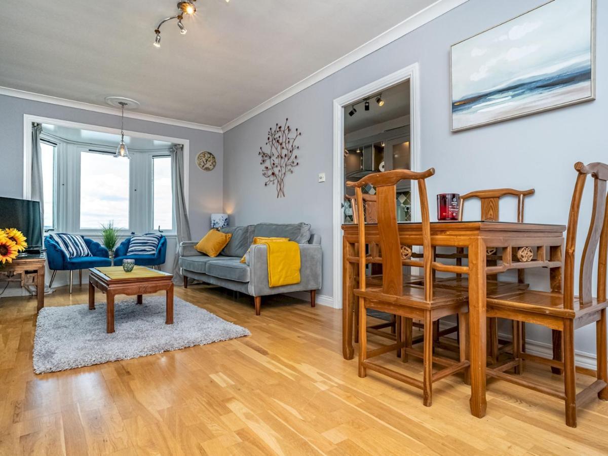 Pass The Keys Stunning Flat With Sea View And Parking Apartment Edinburgh Exterior photo